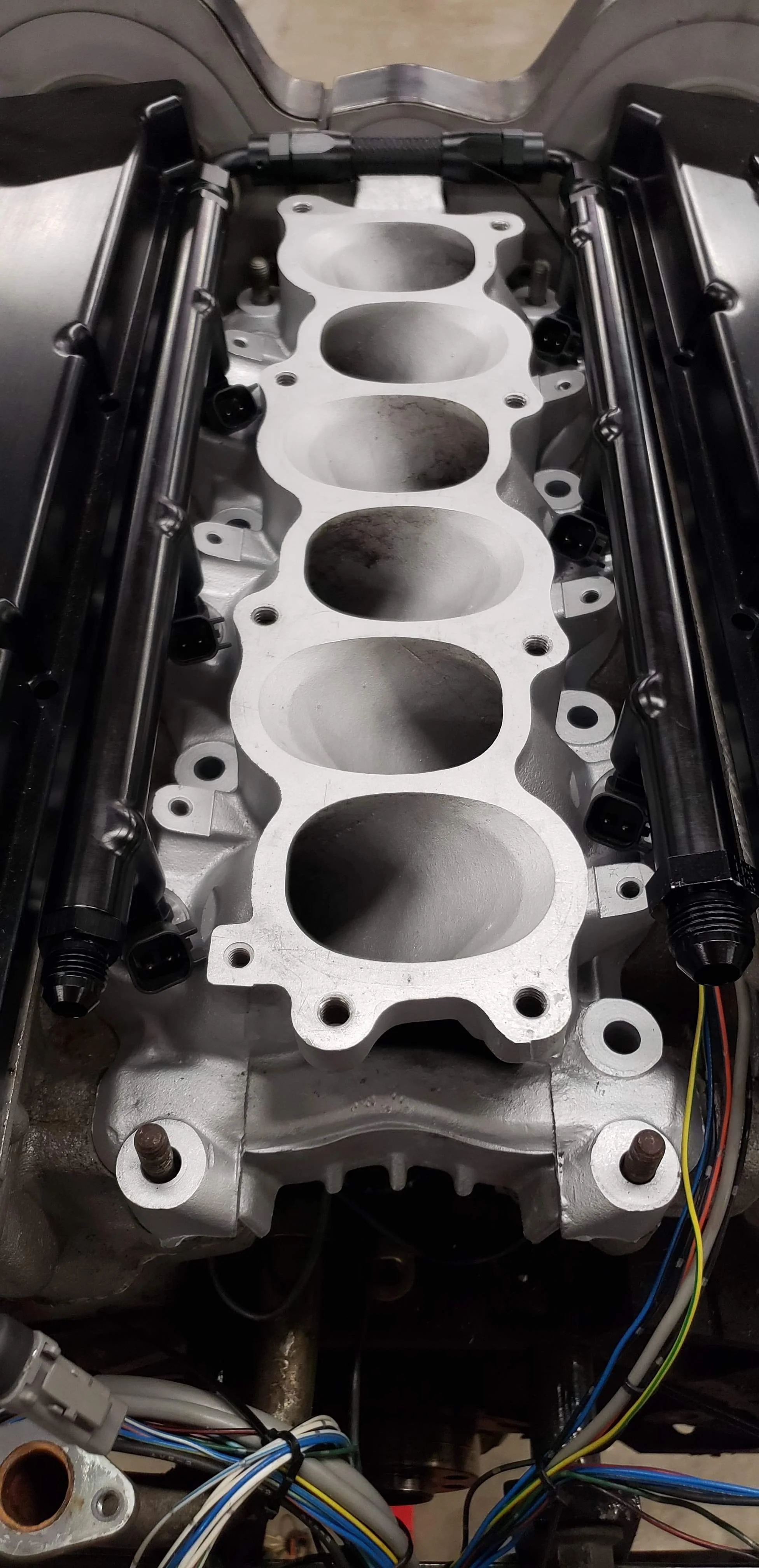 300zx under the plenum top feed fuel rail kit. LIMITED RUN! - Image 4